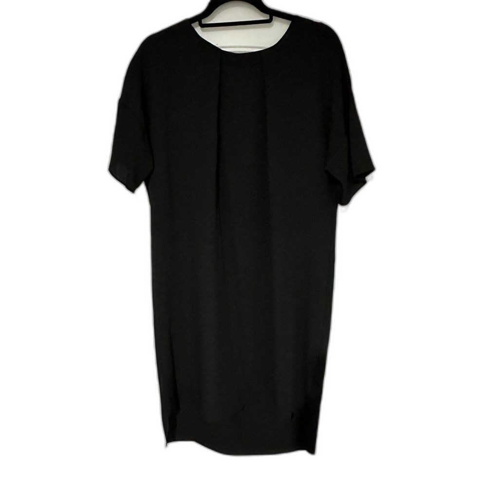 Black Halston Shift Sz M! Lightweight and great for casual or work.